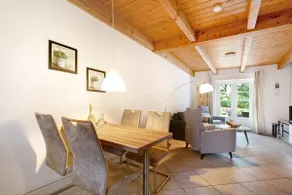 Green Oasis Vacation Rental - Image 5