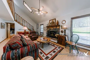 'Distinct stay' guaranteed at Lone Pine! - Image 5