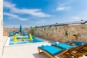 Kurze Fahrt vom Strand, eingezäunter Garten mit Pool, Haustiere willkommen! - Image 5