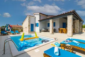 Kurze Fahrt vom Strand, eingezäunter Garten mit Pool, Haustiere willkommen! - Image 3