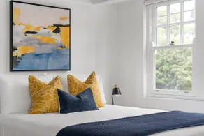 Cosy 2 bedroom apartment near Bondi Junction - Image 2