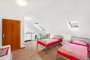 Apartment 5 - Image 4