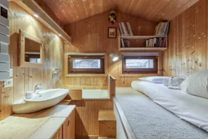 Apt Le Grenier Ski-in/Ski-out views, sleeps 7 - Happy Rentals - Image 5