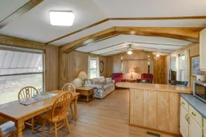 Blackwell Home w/ Enclosed Porch: Steps to Water! - Image 5