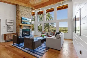 Cozy Modern Cabin for the Perfect Spring Getaway - Image 5