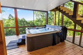 Cozy Modern Cabin for the Perfect Spring Getaway - Image 2
