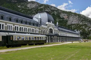 Canfranc Estación lägenhet i Aragonese Pyrenéerna - Image 3