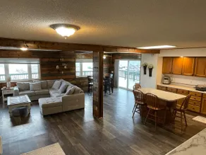 Ackerman Lakeside - 3 Story, 4B, 3B - Hovde Resort - Image 2