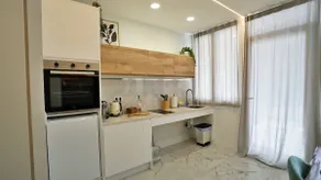 Modern luxury Airbnb in Valencia - Image 5