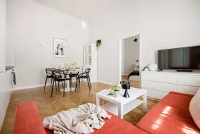 Dream Stay in Budapest-Steps to BudaEye &FashionSt - Image 4