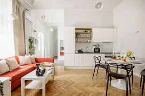 Dream Stay in Budapest-Steps to BudaEye &FashionSt - Image 3