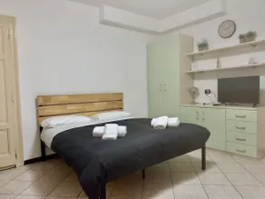 Roncati 7 center town studio apartments - Image 5