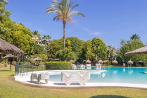 Apartamento 2 dorm. Puerto Banus - Image 3