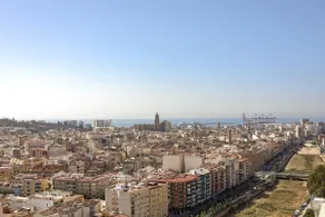 -MalagaSunApts-UrbanSKy Crazy Views Pool&Park - Image 3
