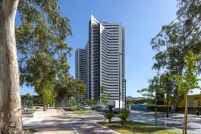 -MalagaSunApts-UrbanSKy Crazy Views Pool&Park - Image 4