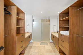 4-Bedroom Beachfront Apartment - Image 4