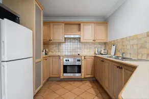 Apartment on William in CBD - 2 Bed, 2 Bath, Wi-Fi - Image 2