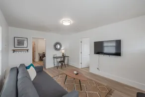 #StayInMyDistrict Coos Bay Primrose Cottage - Image 2