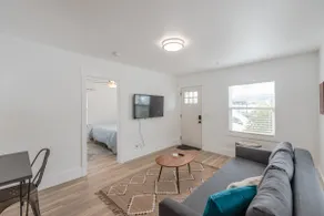#StayInMyDistrict Coos Bay Primrose Cottage - Image 3