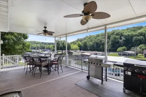 Lakefront Paradise -Private Dock, Calm Cove & More - Image 5