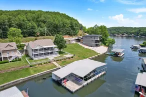 Lakefront Paradise -Private Dock, Calm Cove & More - Image 3