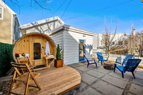 Outdoor Sauna Oasis near Stampede, 2BR, Parking - Image 2