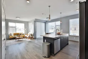 The South Campus Suite - Image 2