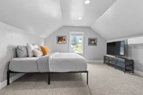 Spokane South Perry 3BR, Hot tub, BBQ, sleeps 8. - Image 3
