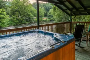 Tuckasegee River Cottage, firepit, hot tub, AC - Image 2