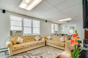 Cozy Keansburg Cottage: Walk to Beach & Boardwalk! - Image 4