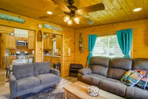 Maryland Retreat: Walk to Bay, Beach & Boat Ramp! - Image 3