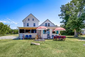 Maryland Retreat: Walk to Bay, Beach & Boat Ramp! - Image 2