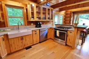 The Highland: Pet Friendly, Near Golf & Casino - Image 2
