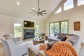 Riverfront Murfreesboro Cabin w/ Fire Pit - Image 5