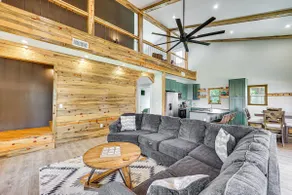 Family Tradition Glenwood Cabin w/ River Access! - Image 3