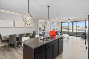 Lakefront Topsider Condo w/ Boat Slip, 2 Pools & Large Deck - Image 5