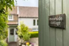 Moorside Cottage -Luxury Cottage in quaint Village - Image 3