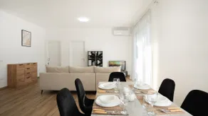 Sea View-Expansive Apartment by TOK - Image 3