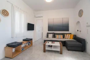 Punda Beach Seaside Retreat - Image 5