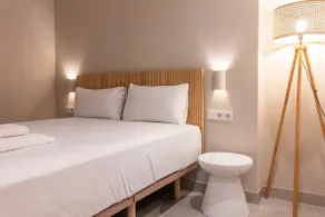 VLC Host 2, Palau apartment a - Image 2