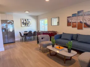 10-min wynwood | private patio | super central - Image 3