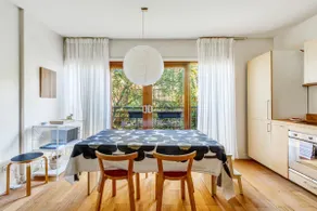 Como Park Toorak Serene Getaway - Image 2