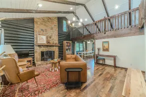 Spacious Soque Riverfront Mountain Log Cabin - Image 5