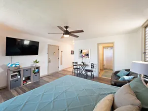 Peek-a-boo Oceanview Studio | AC & small beach - Image 2