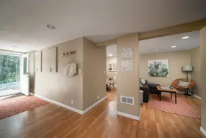 #StayinMyDistrict St Johns Forest Park Apt - Image 3