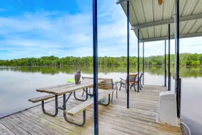 Lake of the Ozarks Cabin w/ Private Dock + Kayaks - Image 2