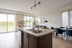 Family Comfort| Mins to Highway & Major Amenities - Image 4