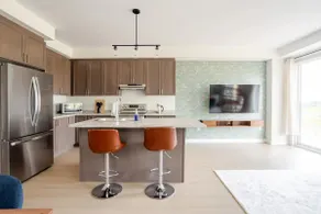 Family Comfort| Mins to Highway & Major Amenities - Image 2