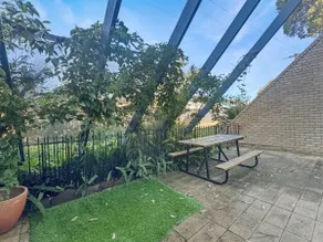 'Broulee Break' -2-Bed Beach House with Games Room - Image 3