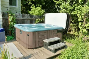 Shasta Harmony, Perfect mountain views & Hot Tub. - Image 3